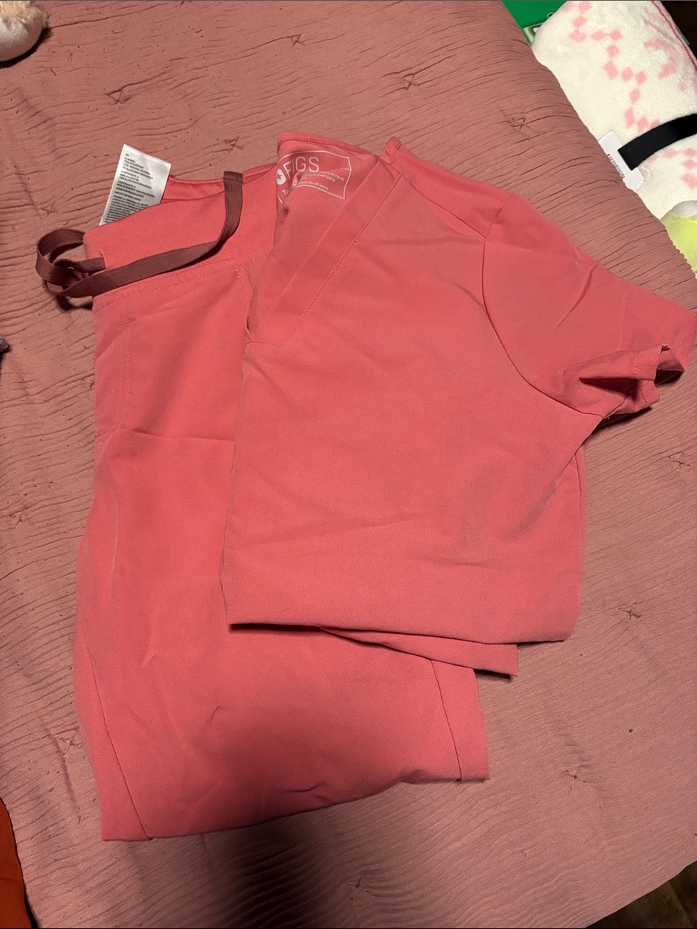 Figs Women’s V-Neck Scrub Top and Pants in Dusty Rose